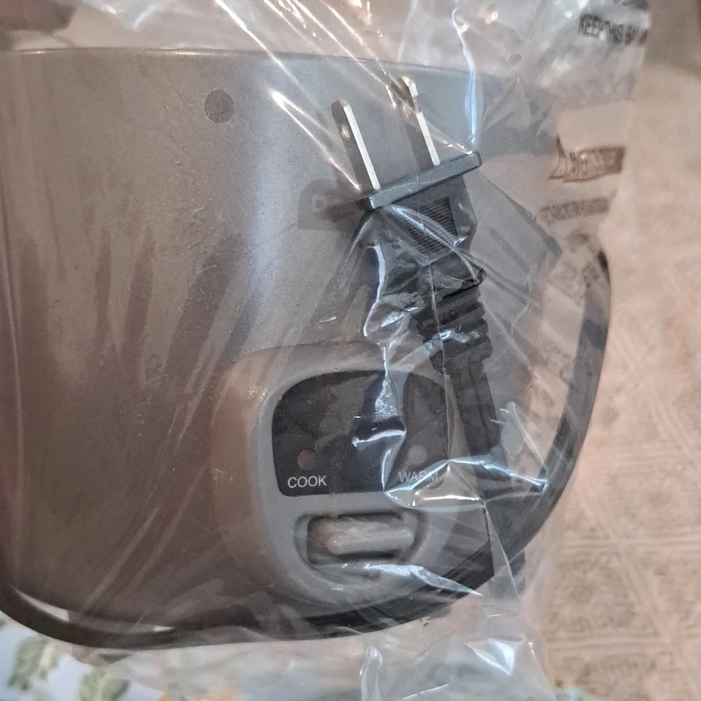 Dash Mini Rice Cooker GRAY - Picture 8 of 8